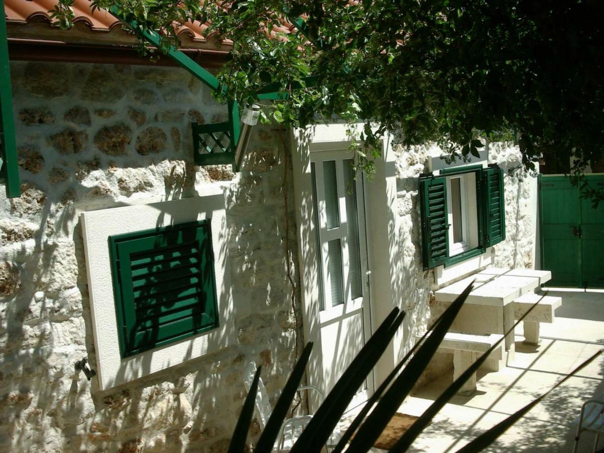 Apartment Menego A2 Bol-Center, Croatia 外观 照片